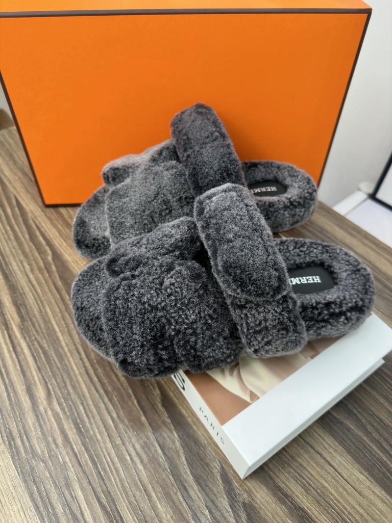 Hermes Slippers